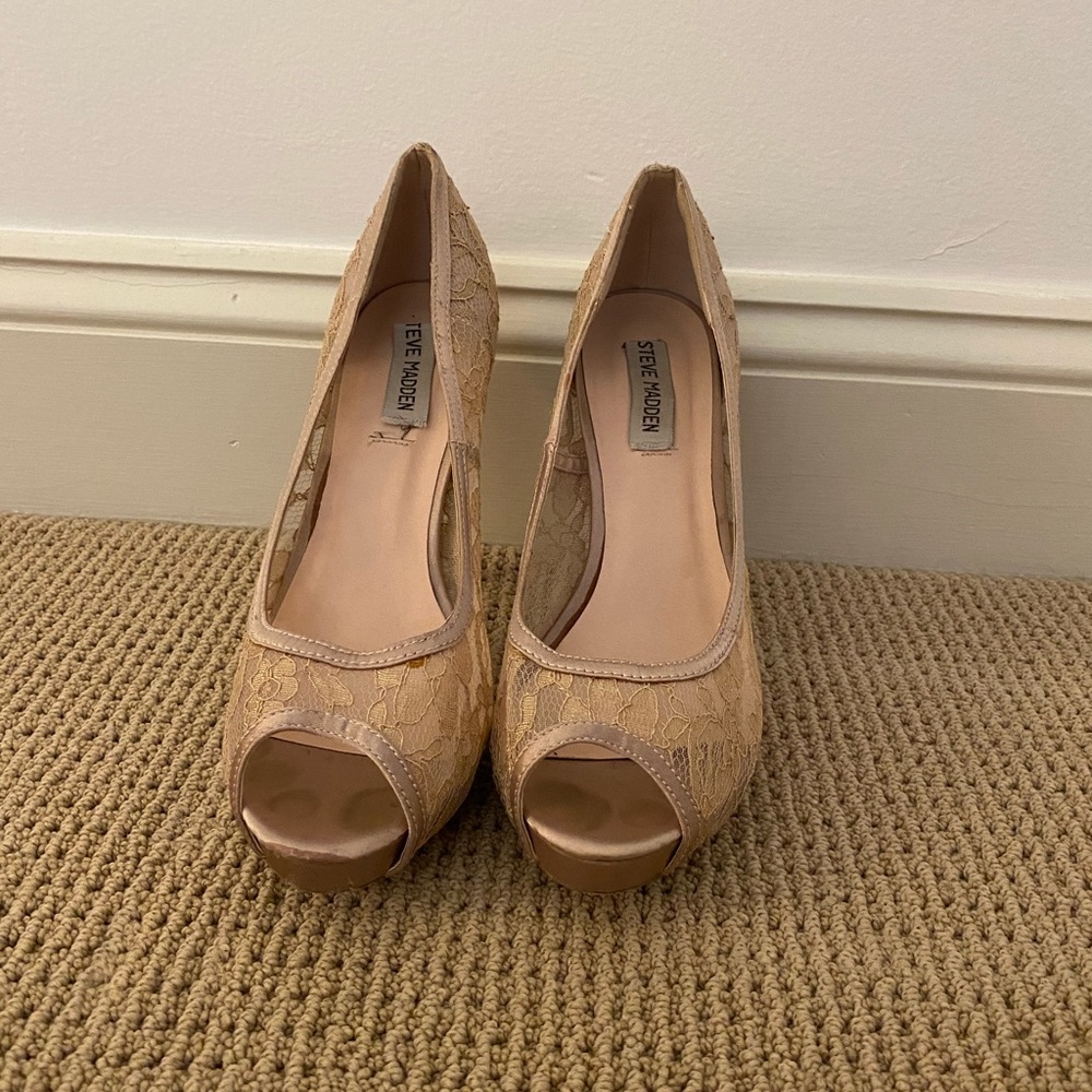 Steve Madden Nude Lace Heels